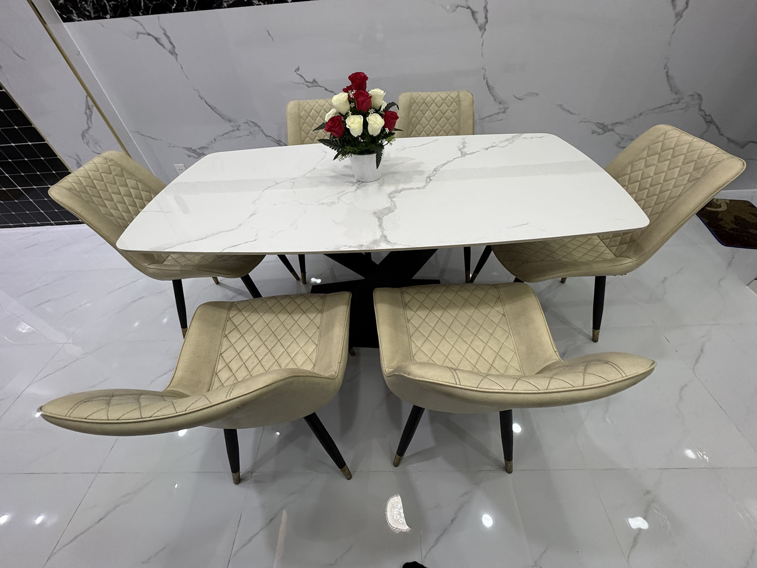 Nhà phố 3 lầu t.kế Tân Cổ Điển, full nội thất cao cấp, hẻm xe hơi khu VIP Lê Lợi-Gần ĐH Công Nghiệp